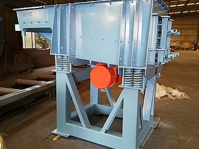 MVR系列高位再生機(jī)（又稱(chēng)破碎再生機(jī)）